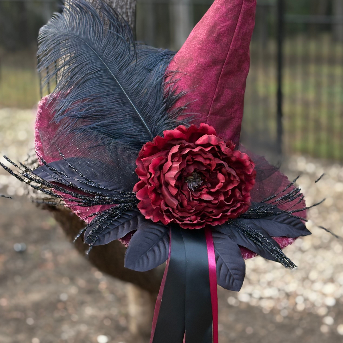 Martha Blackwood | Crimson & Black Witch Hat – Moonspell Hollow™