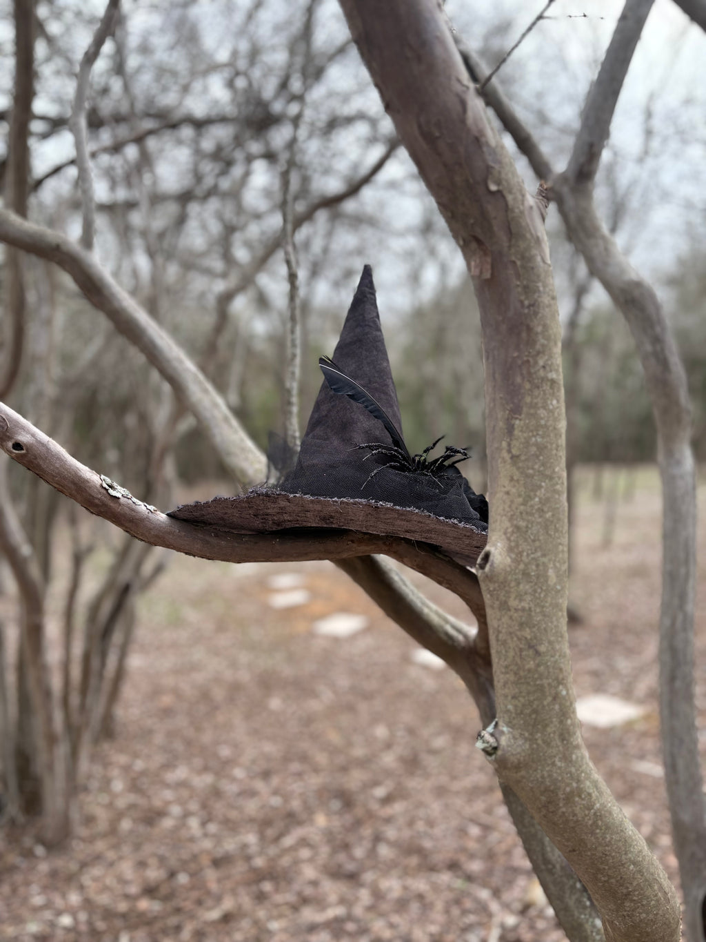 Ritual Noir | Black Gothic Key Witch Hat – Moonspell Hollow™