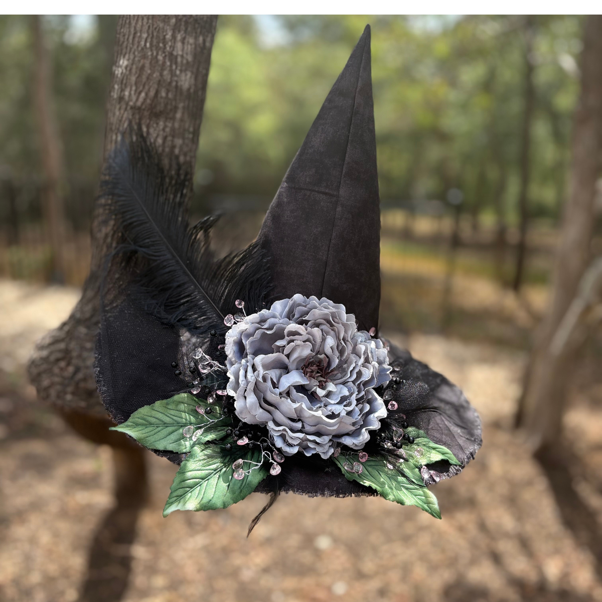 Lady Elspeth Grey | Black & Silver Witch Hat – Moonspell Hollow™