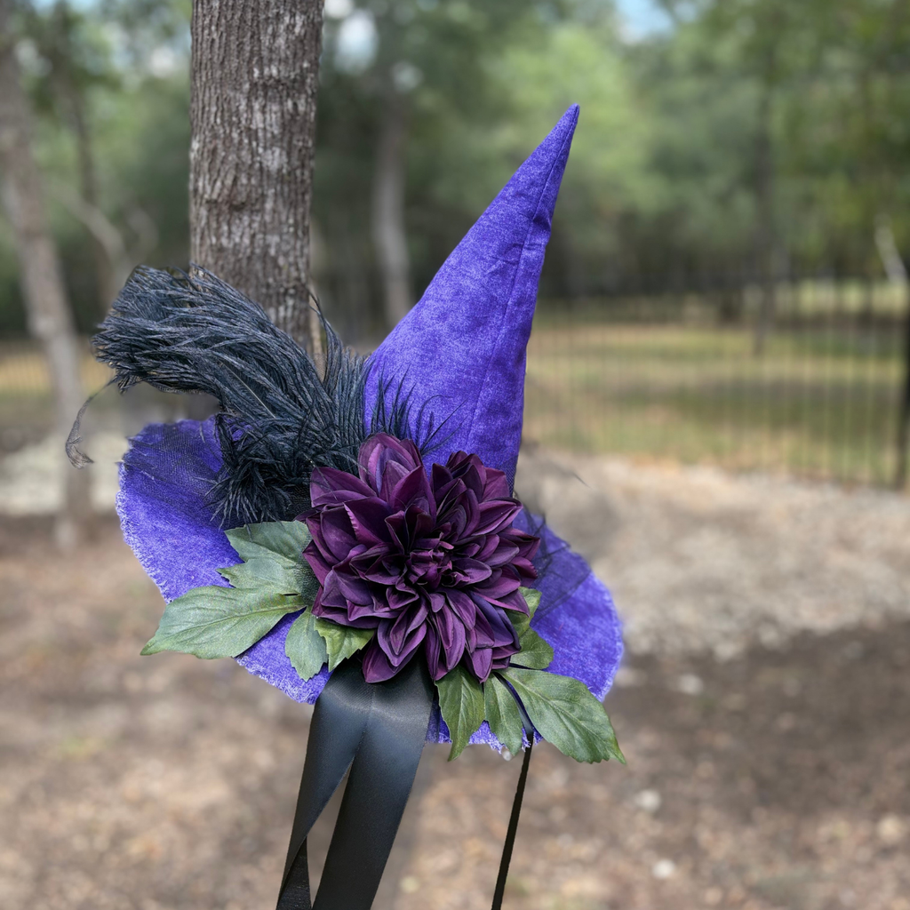 Lady Violetta Dahlwyn | Violet & Plum Witch Hat – Moonspell Hollow™