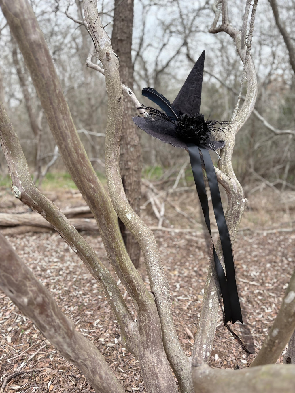 Ritual Noir | Black Gothic Key Witch Hat – Moonspell Hollow™