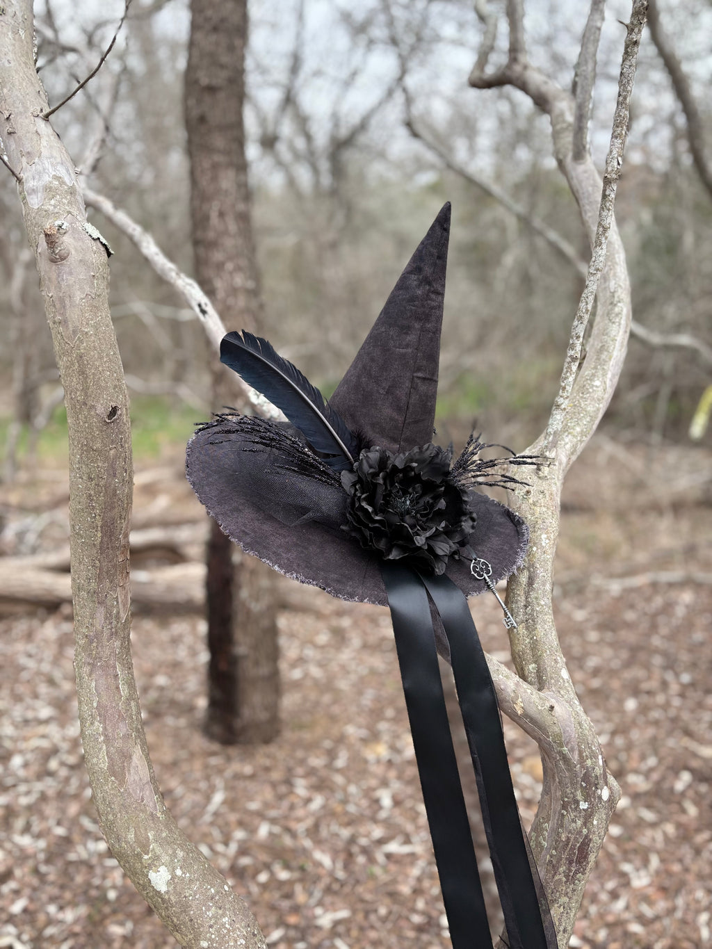 Ritual Noir | Black Gothic Key Witch Hat – Moonspell Hollow™