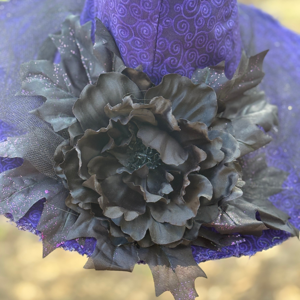 Nocturne Dahlien | Purple & Black Witch Hat – Moonspell Hollow™