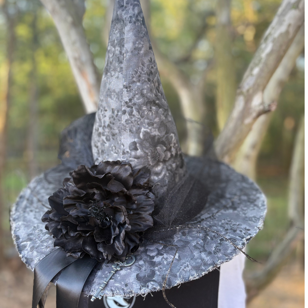 Veil of the Keyholder | Gothic Witch Hat – Moonspell Hollow™