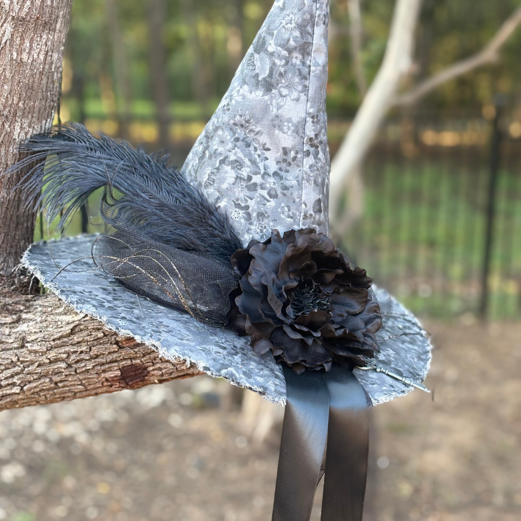 Veil of the Keyholder | Gothic Witch Hat – Moonspell Hollow™