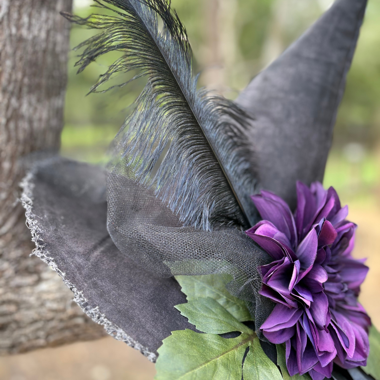 Lady Octavia Dahlwyn | Black & Plum Witch Hat – Moonspell Hollow™