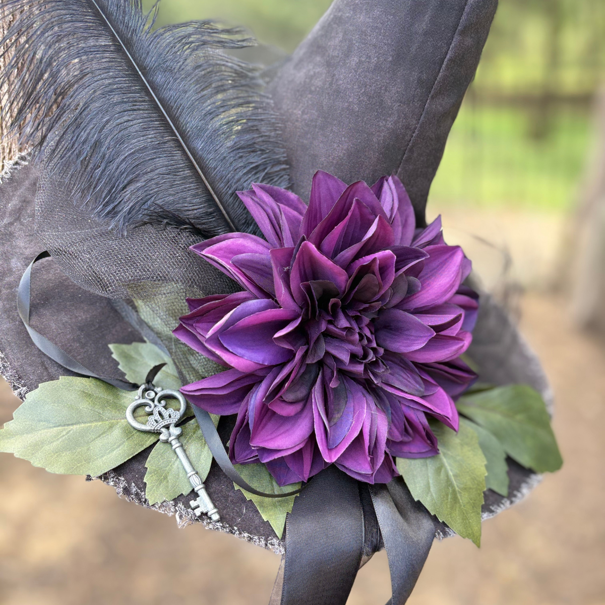 Lady Octavia Dahlwyn | Black & Plum Witch Hat – Moonspell Hollow™
