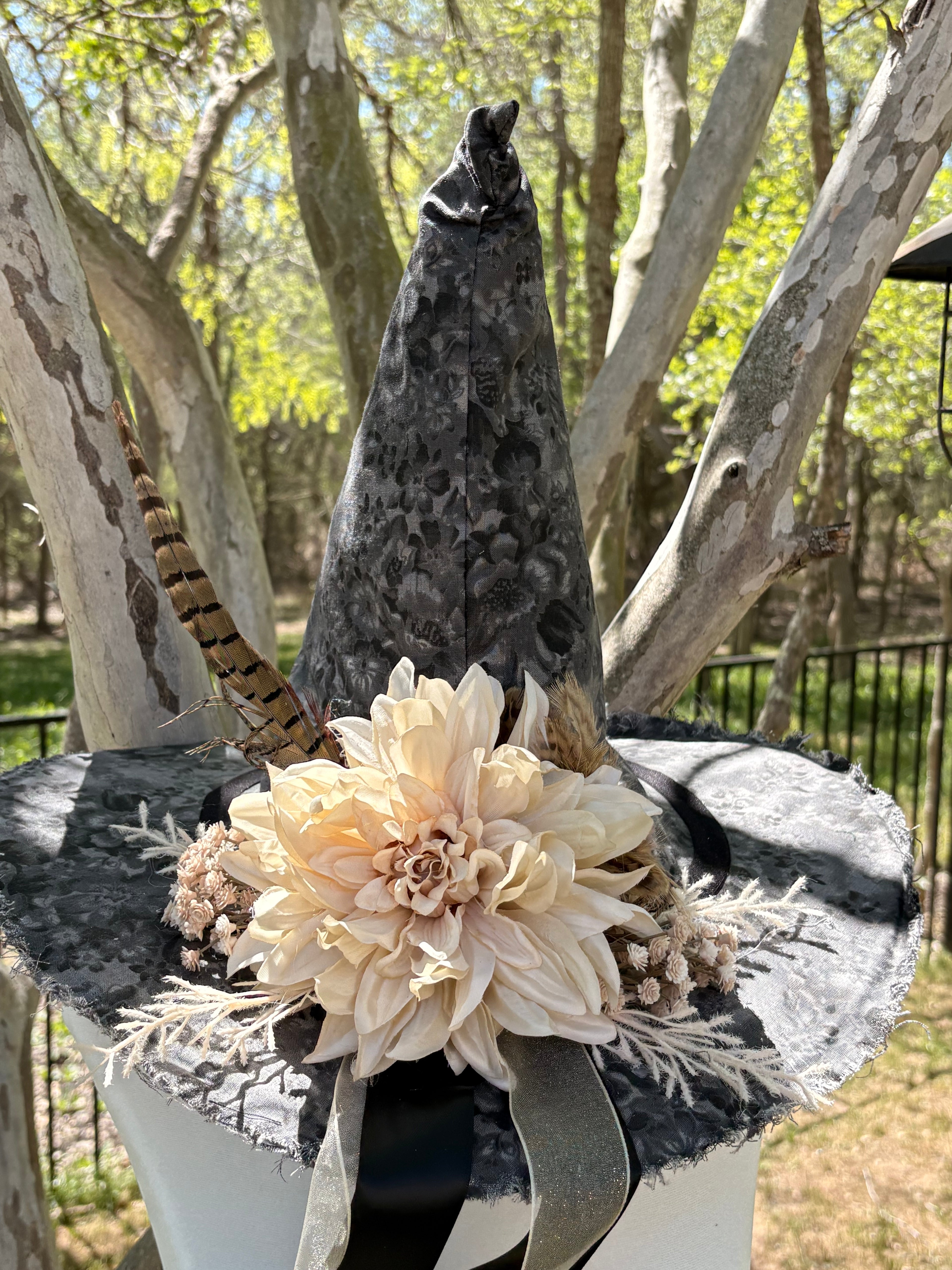Ivory Dahlia | Woodland Light Witch Hat – Moonspell Hollow™