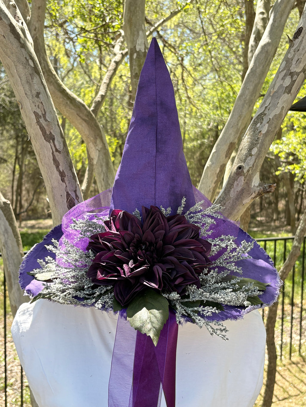 Frost Queen Seraphine | Ice & Purple Witch Hat – Moonspell Hollow™