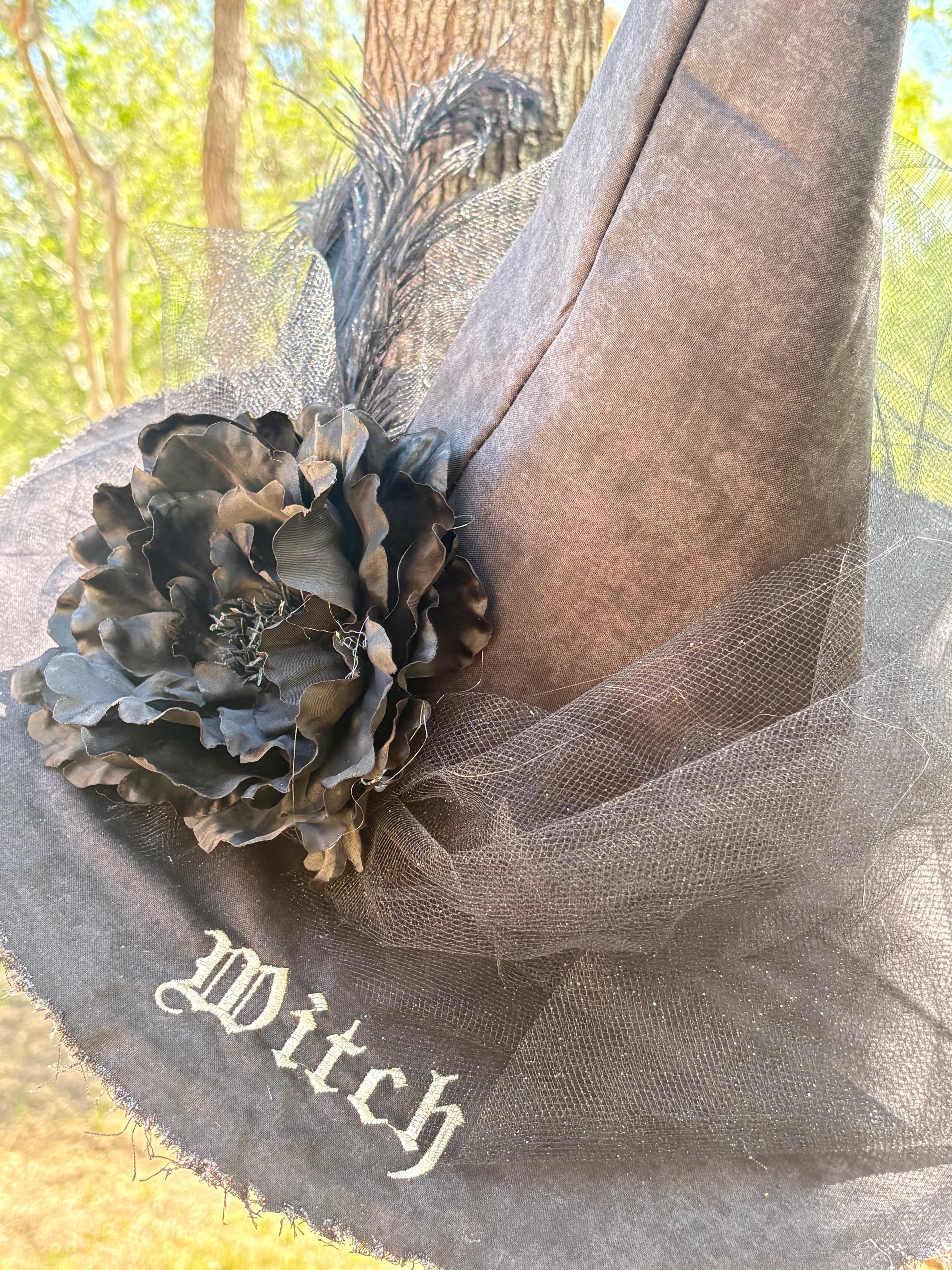Velmora Noir | Dark Romance Witch Hat – Moonspell Hollow™