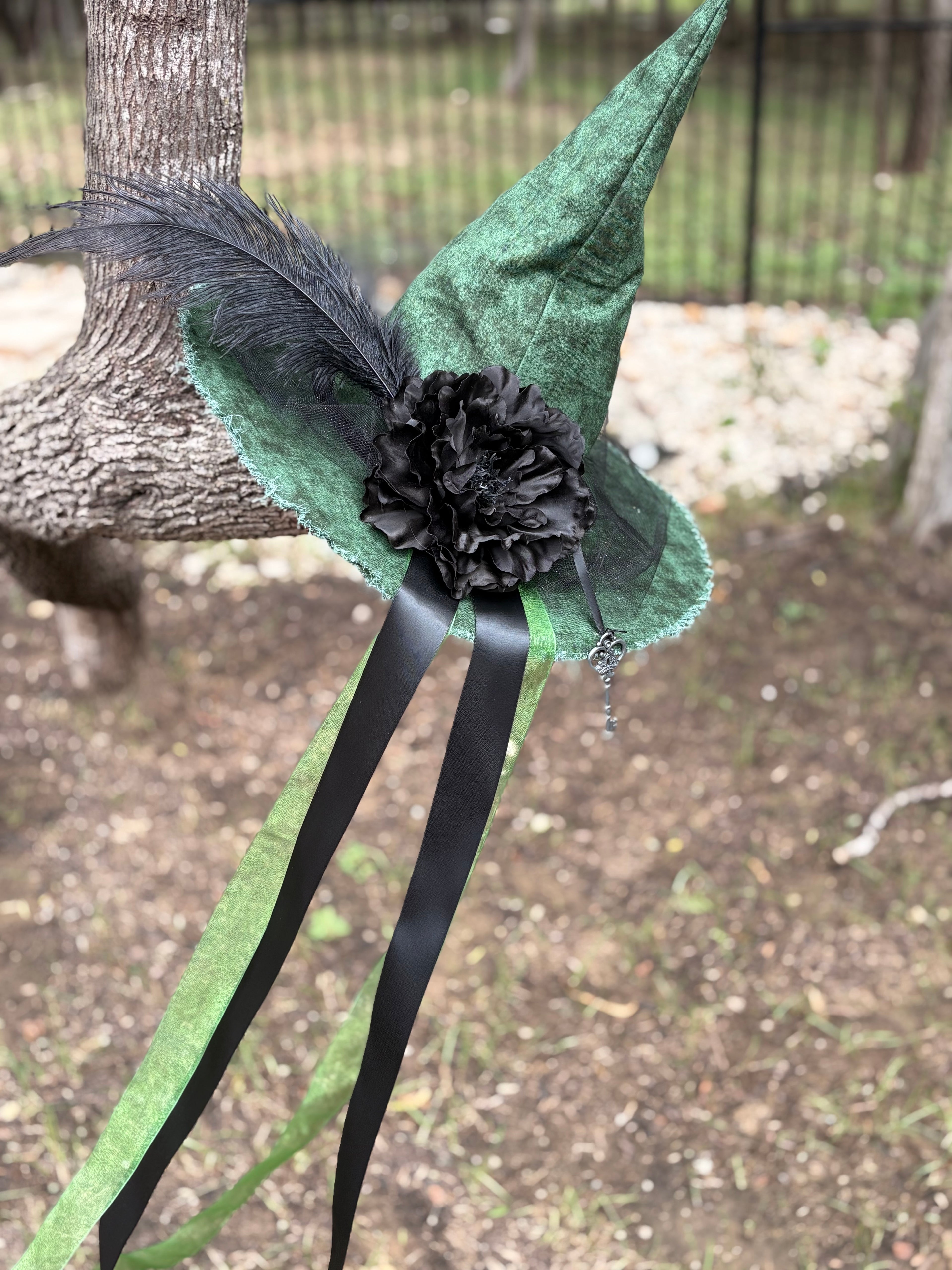 Sylvaine | Green & Black Woodland Witch Hat – Moonspell Hollow™