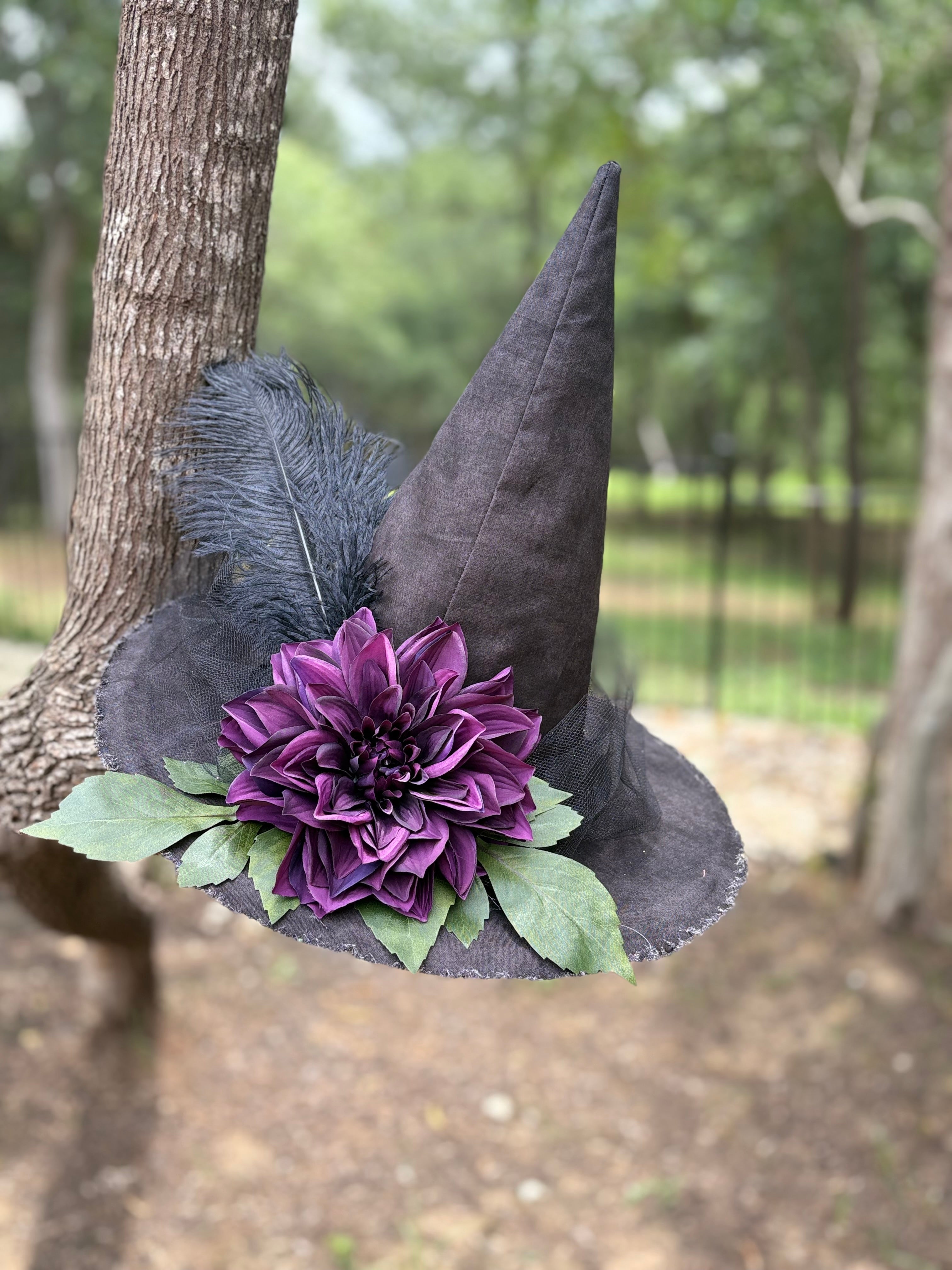 Velmora | Black & Plum Witch Hat – Moonspell Hollow™