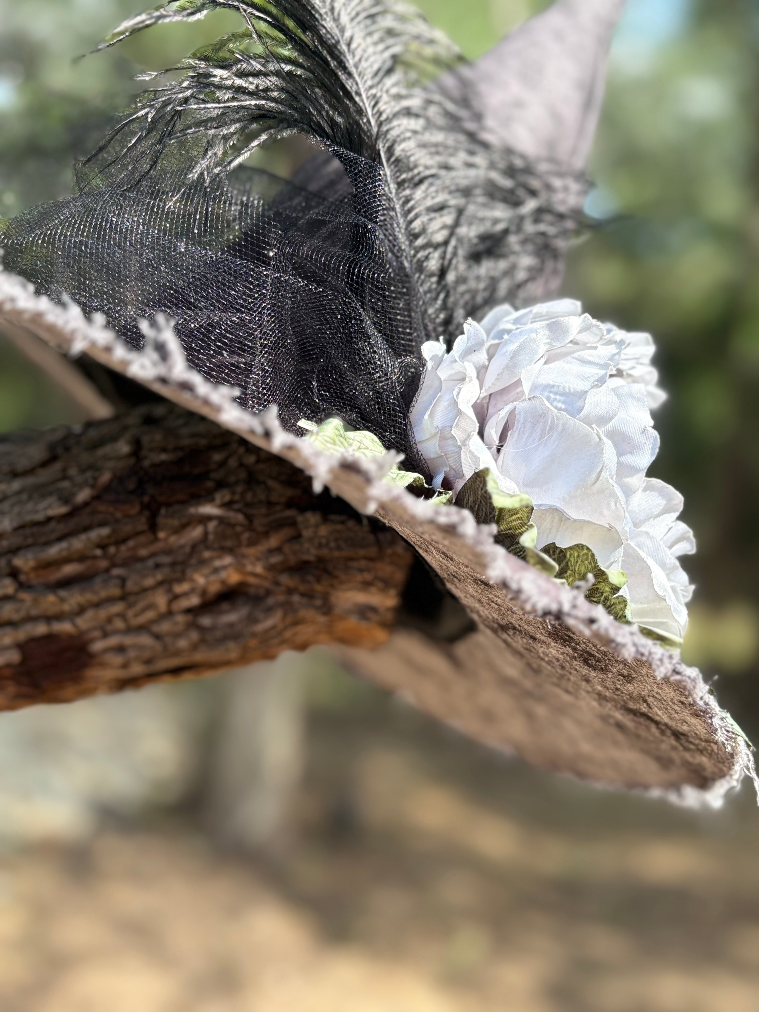 Lady Ashmoor | Silver Charm – Moonspell Hollow™