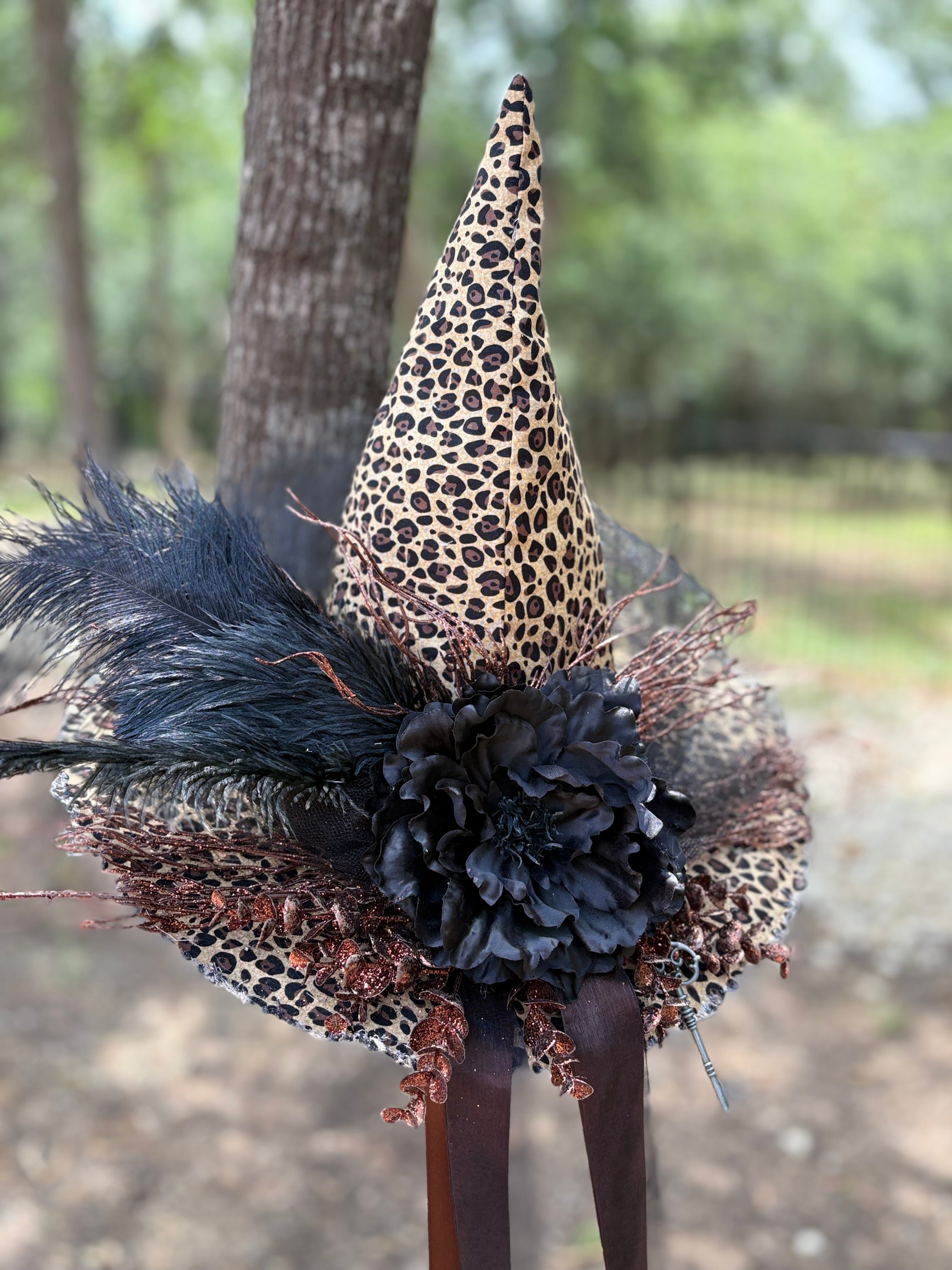 Golden Cheetah Witch Hat | Midnight Glamour – Moonspell Hollow™