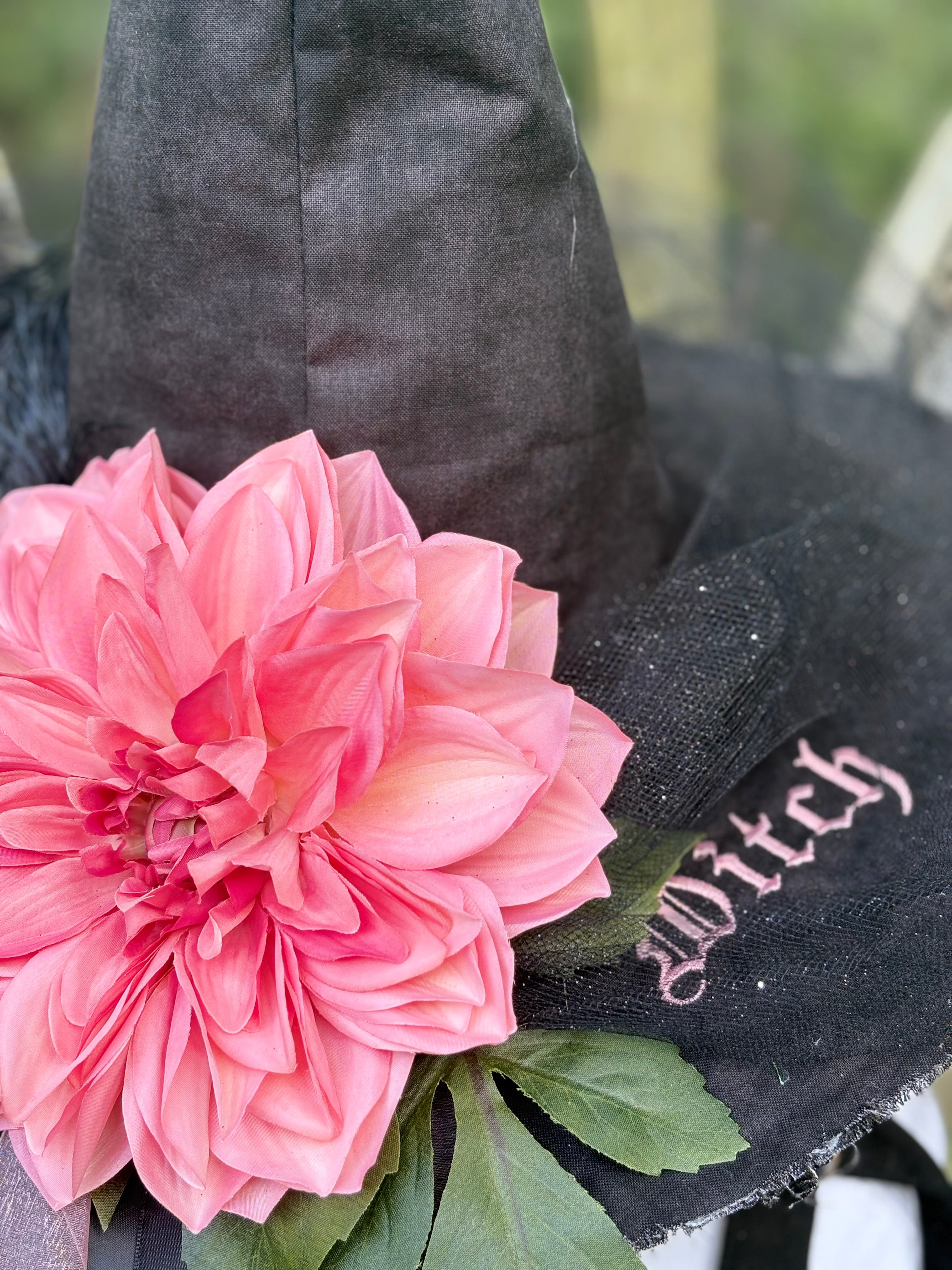 Ember Bloom | Black & Coral Witch Hat – Moonspell Hollow™