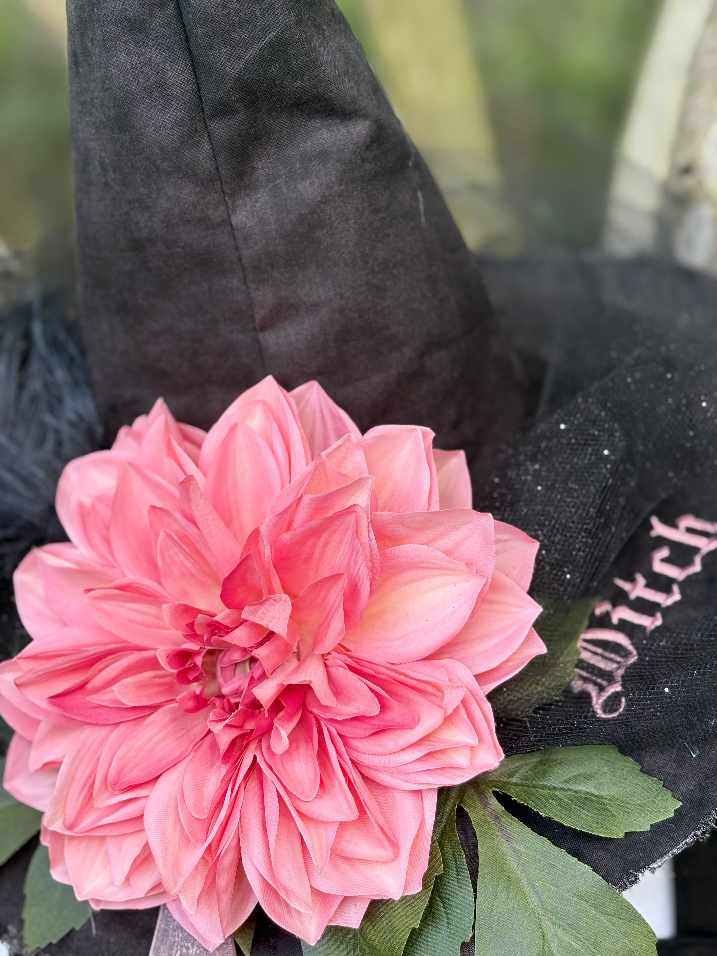 Ember Bloom | Black & Coral Witch Hat – Moonspell Hollow™