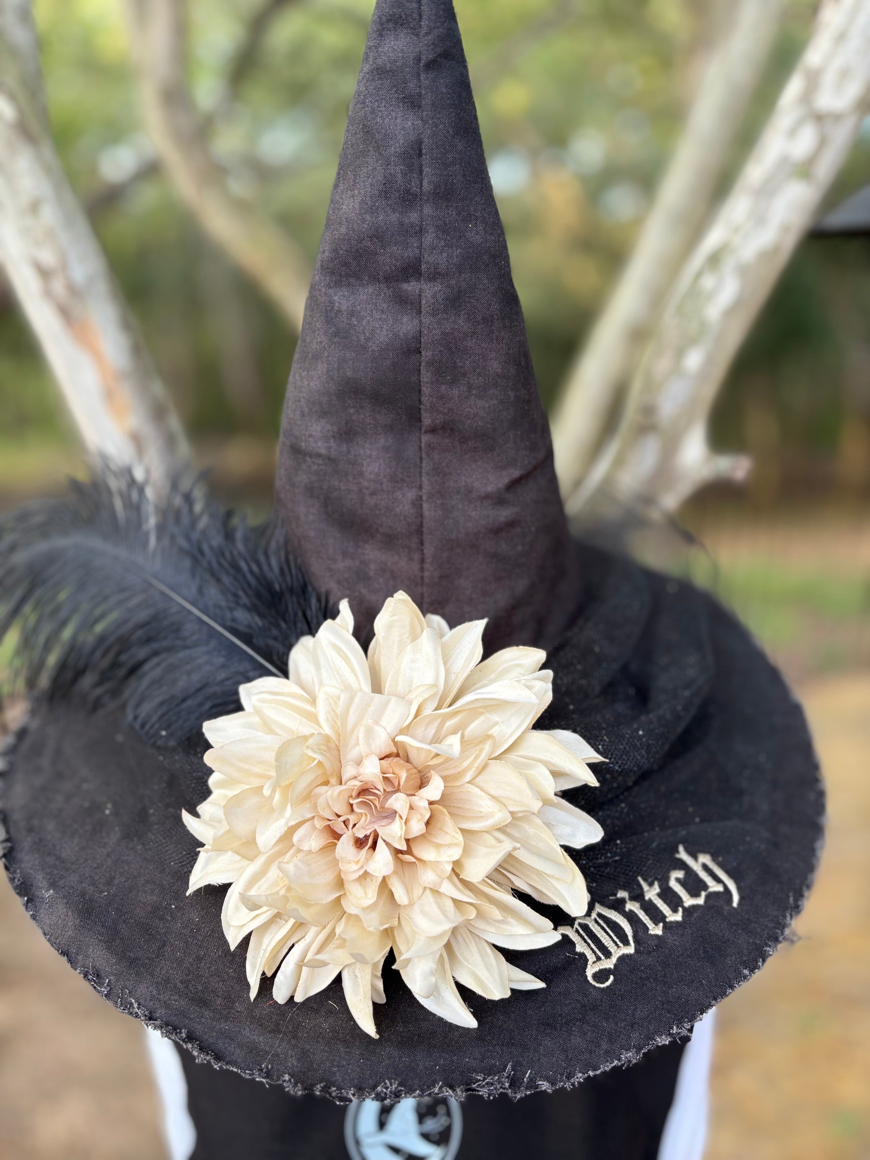 Petaline | Ivory Bloom Witch Hat – Moonspell Hollow™