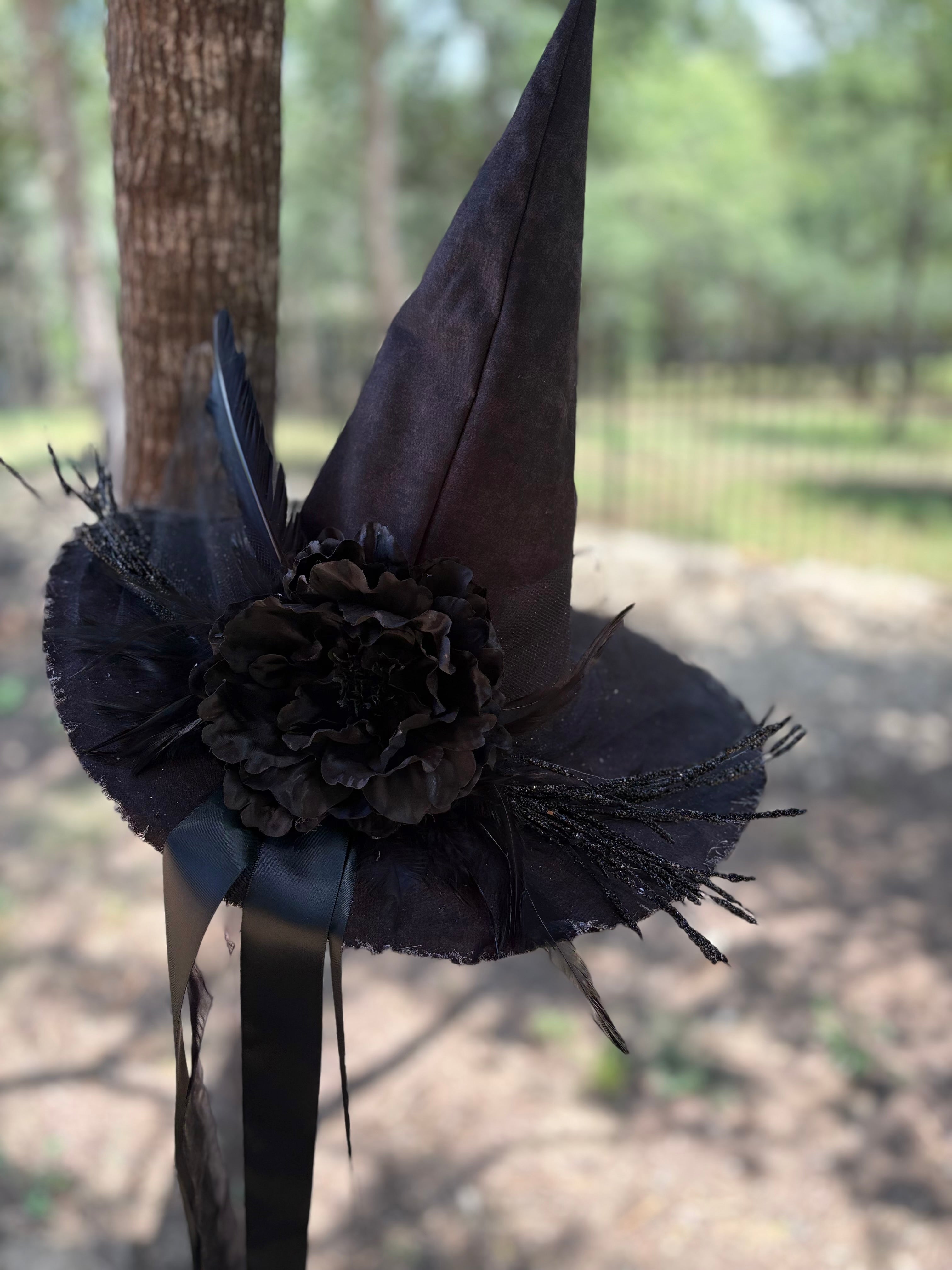 Lady Ravenshade | Black Gothic Key Witch Hat – Moonspell Hollow™