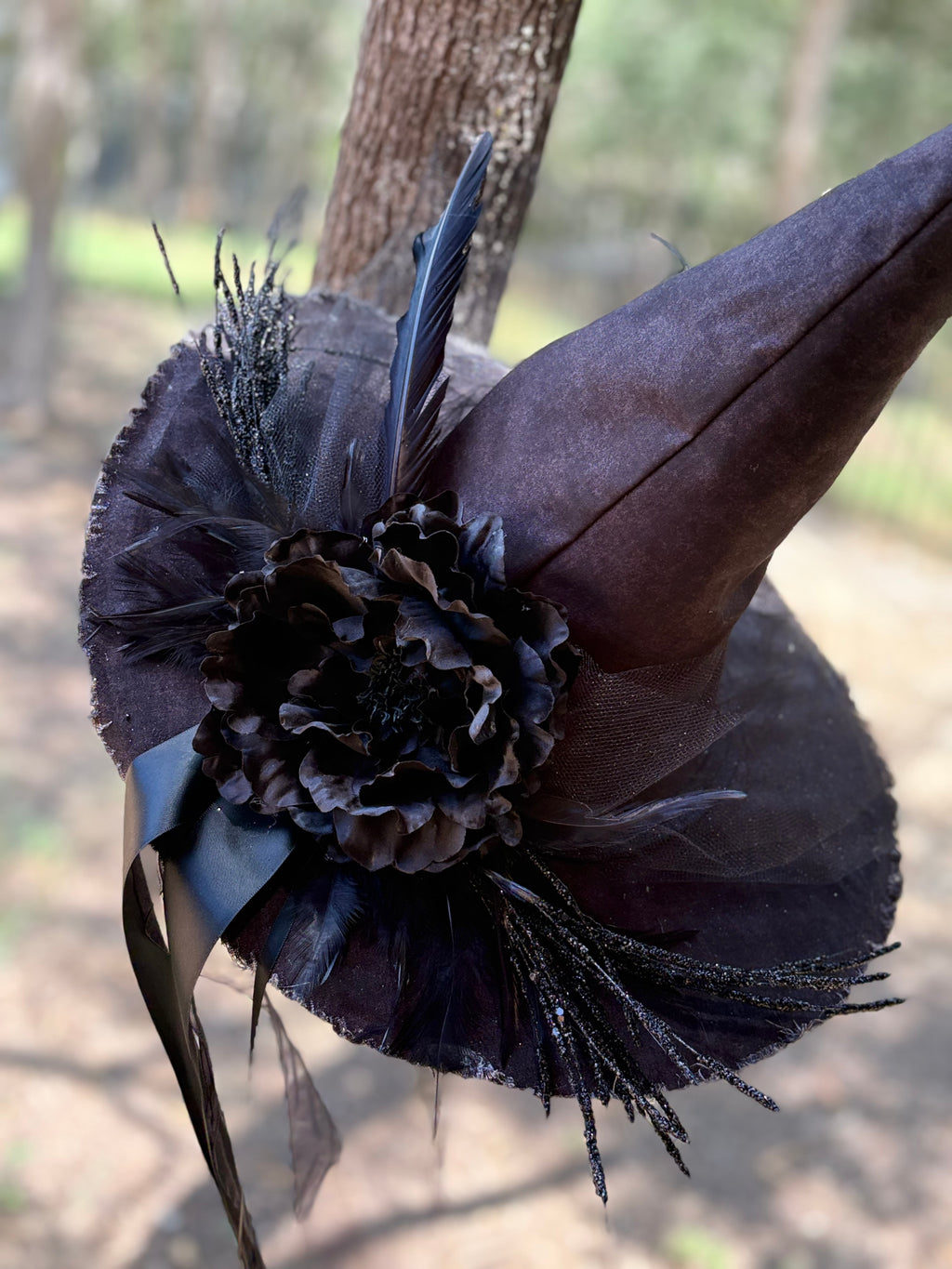Lady Ravenshade | Black Gothic Key Witch Hat – Moonspell Hollow™